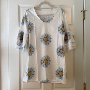 White flower pattern dress